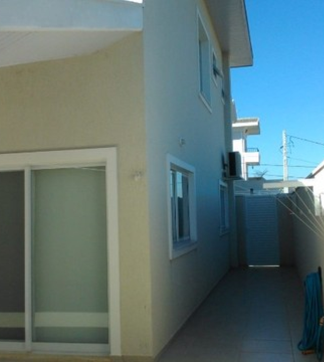 C3236 3.jpg